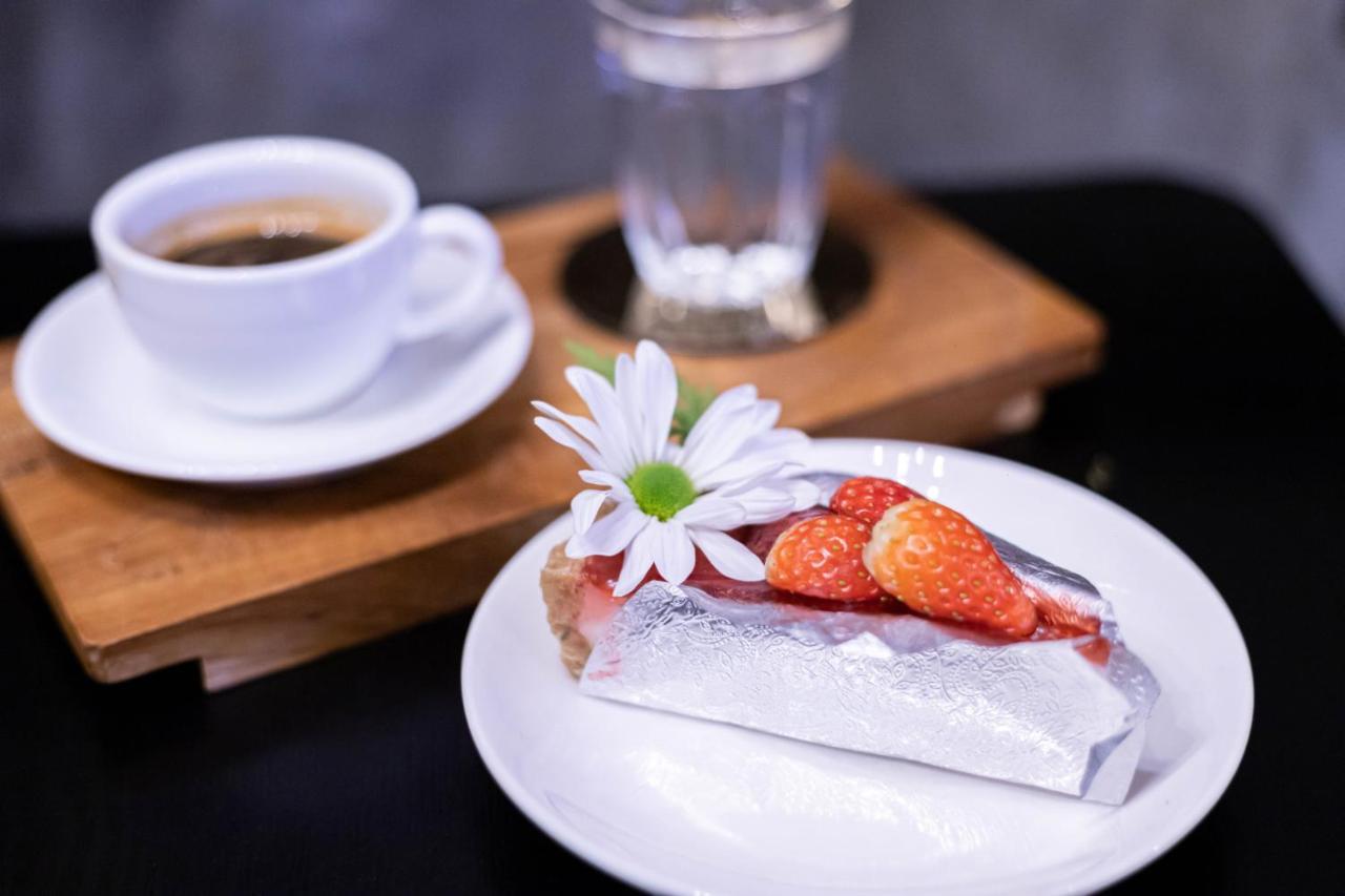 The Singha - Korat Hotel